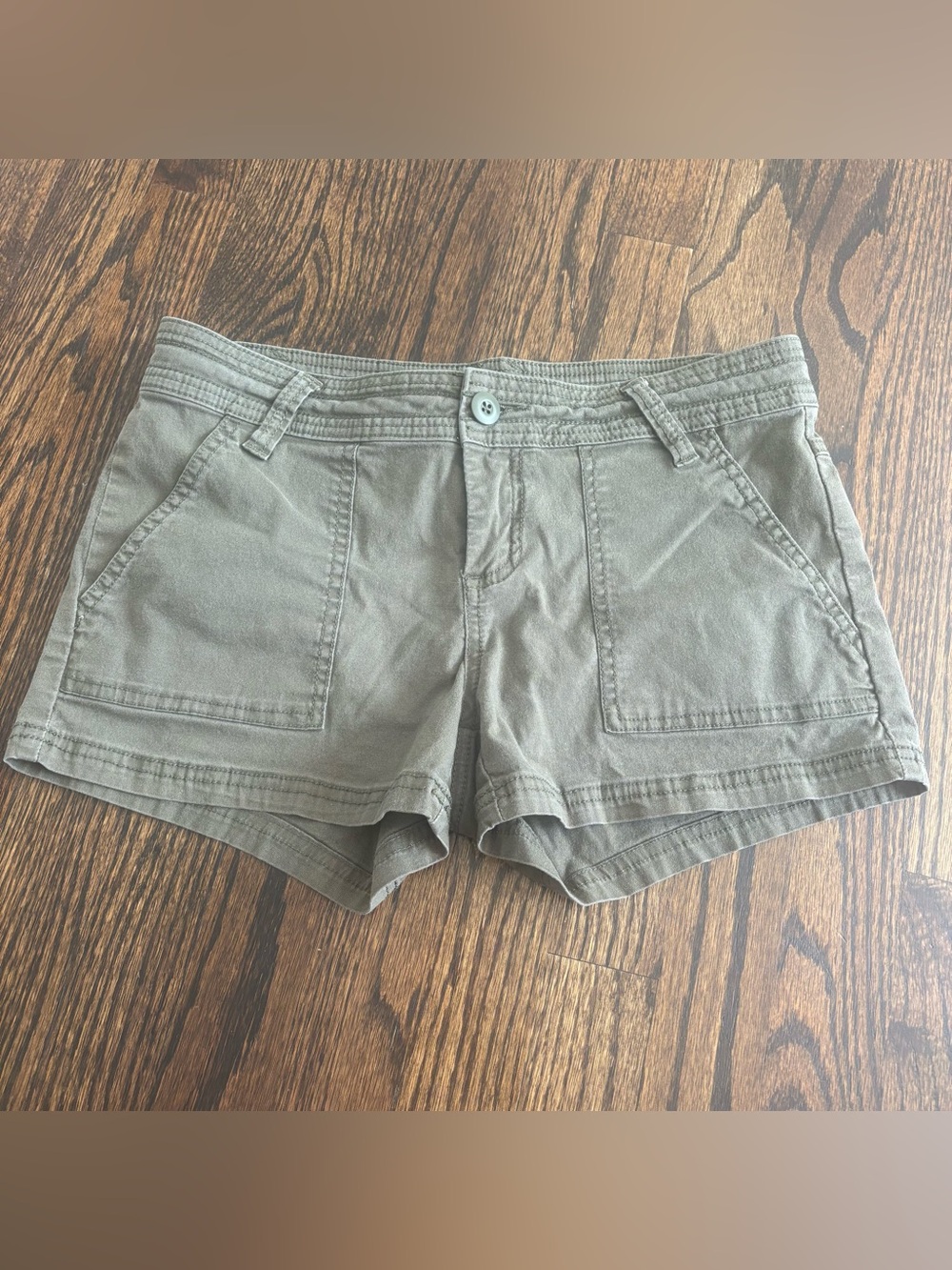 Prana Women's Olive Casual Utility Shorts size 6